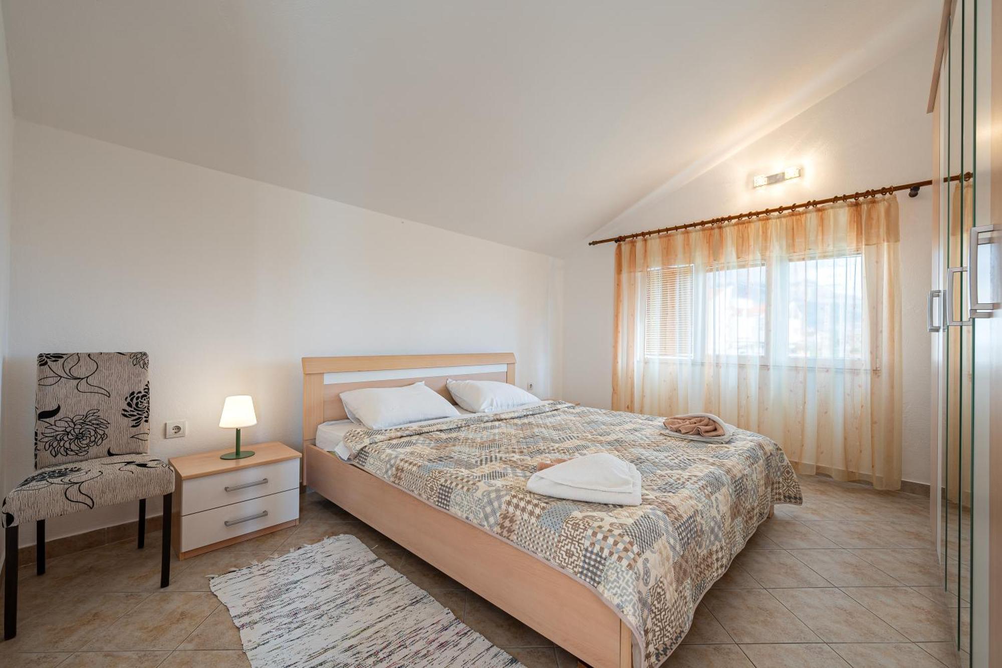 Vladivostok Apartments Тиват Екстериор снимка
